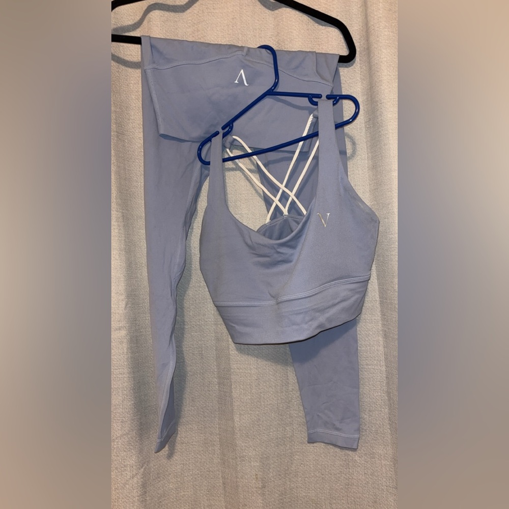 Vitae Apparel Women's Light Blue Workout Set